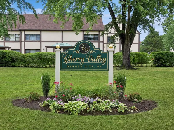 125 15th Street #B1, Garden City, NY 11530