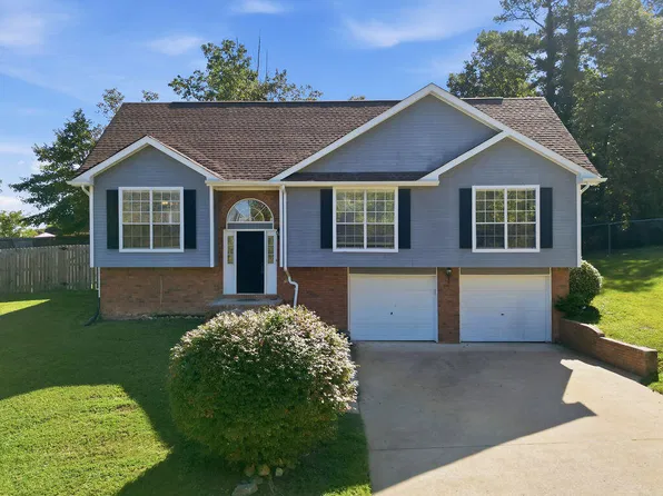 6220 Hunter Valley Rd, Ooltewah, TN 37363