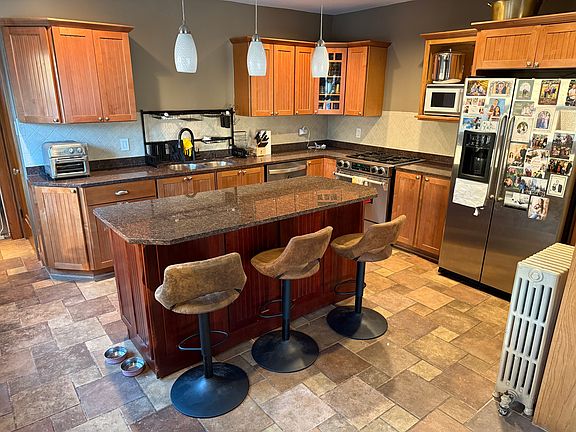 2nd image of 244 Des Plaines Ave APT 1