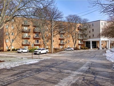3675 Clague Rd Unit 216, North Olmsted, OH, 44070