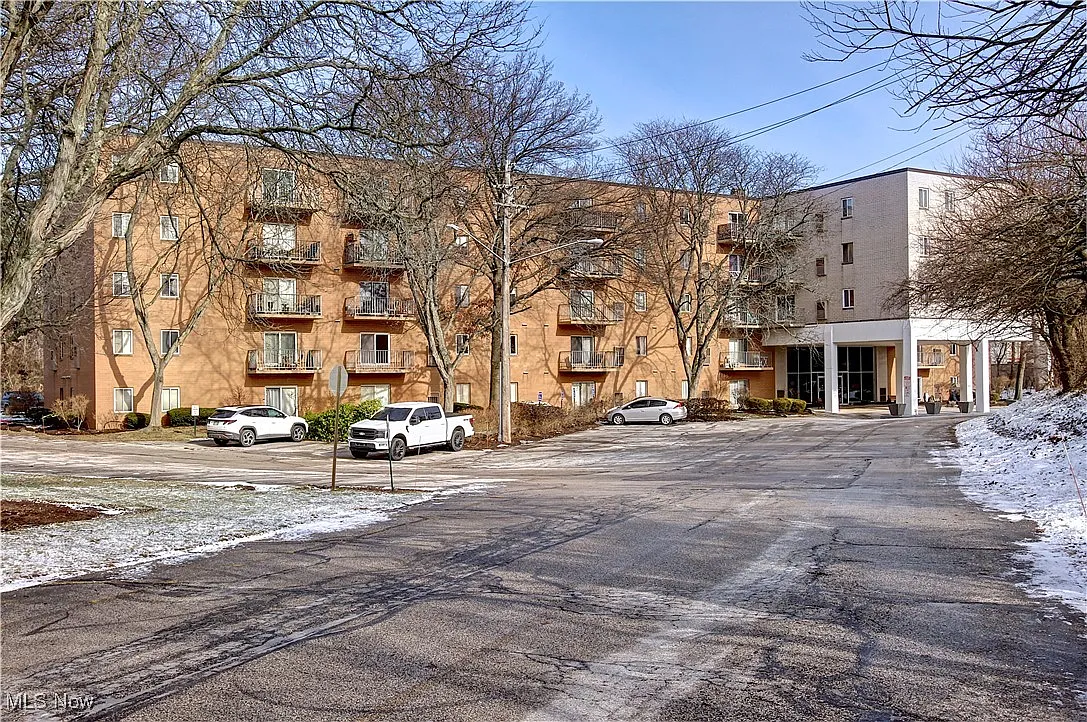 3675 Clague Rd Unit 216 photo 1