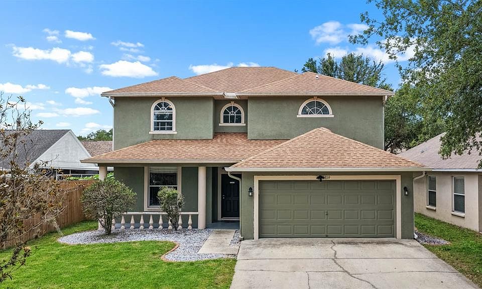 1st image of 9839 Laurel Ledge Dr