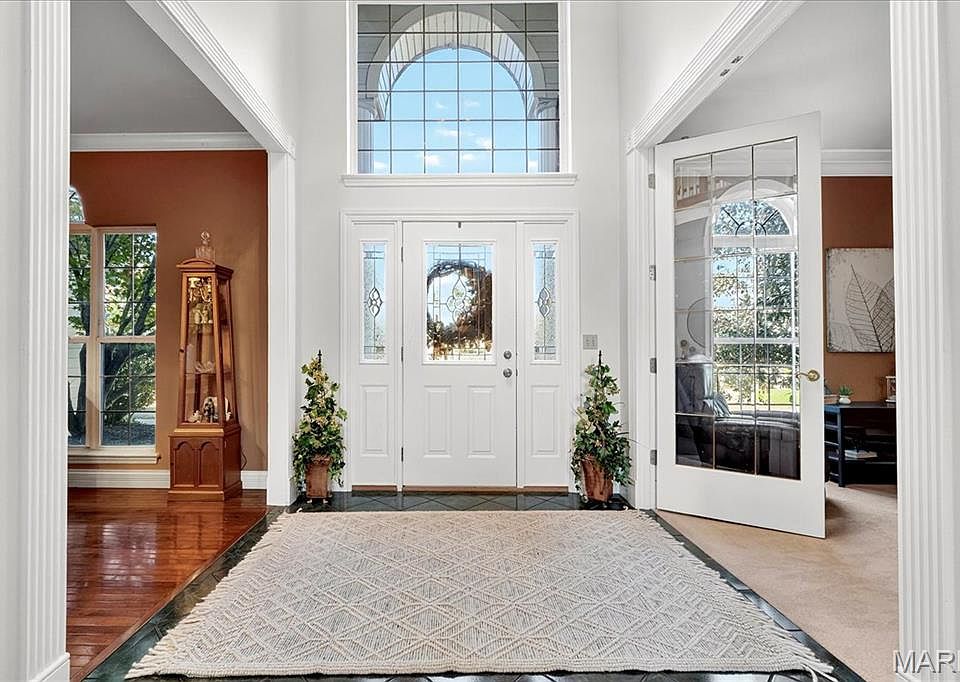 1426 Wellington View Ln, Chesterfield, MO 63005 | Zillow