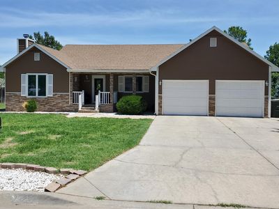 2308 Kerri Dr, Dodge City, KS, 67801