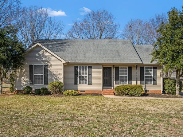 3227 Westbrook Dr, Murfreesboro, TN 37130