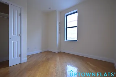 Rented by Uptown Flats LLC