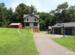 28 Deep Hollow Rd, Chester, CT 06412