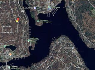 547 White Tail Ln, Lake Ariel, PA 18436