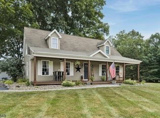 1 Adams Ln, Montague, NJ 07827