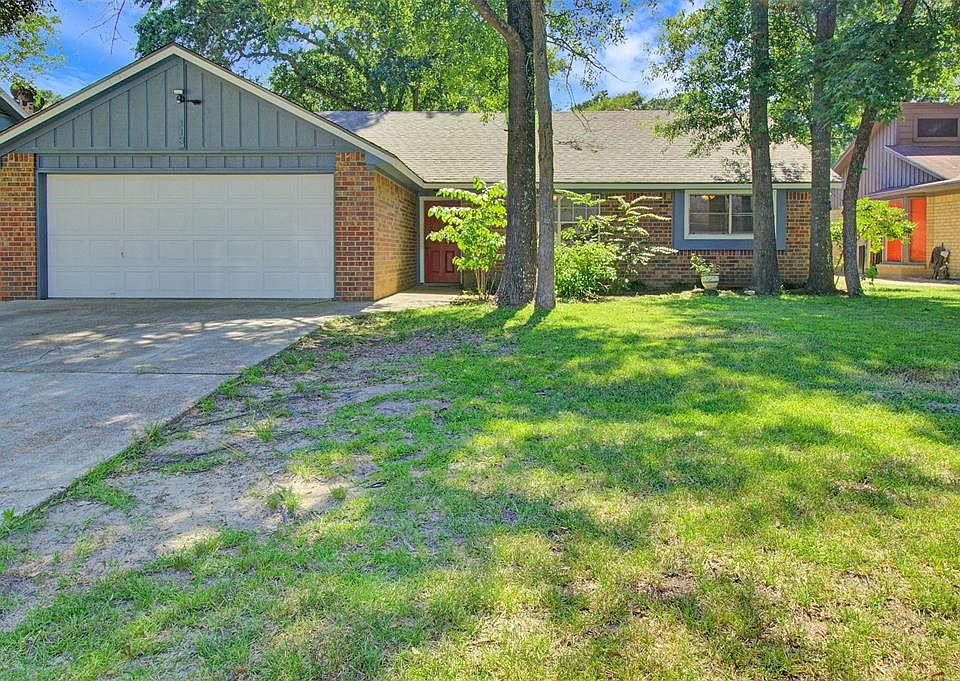 2nd image of 113 Baretta Dr