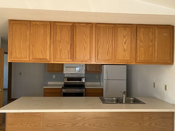5th image of 7332 Shillington Dr
