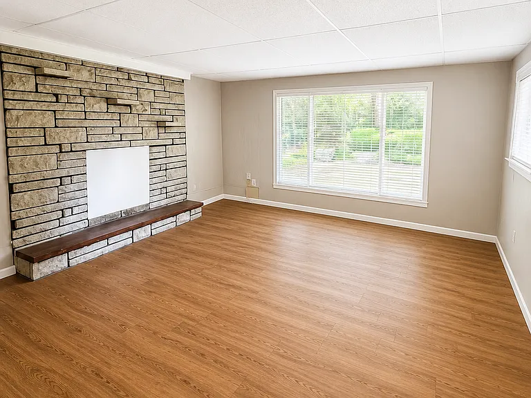 937 Lebon Dr — Photo 12