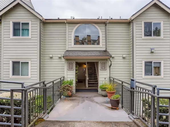 3819 130th Ln SE APT E8, Bellevue, WA 98006