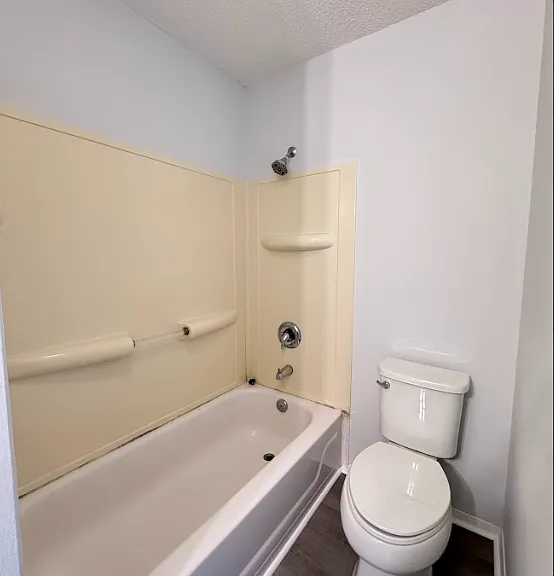 220 Elizabeth St #E8 — Photo 22