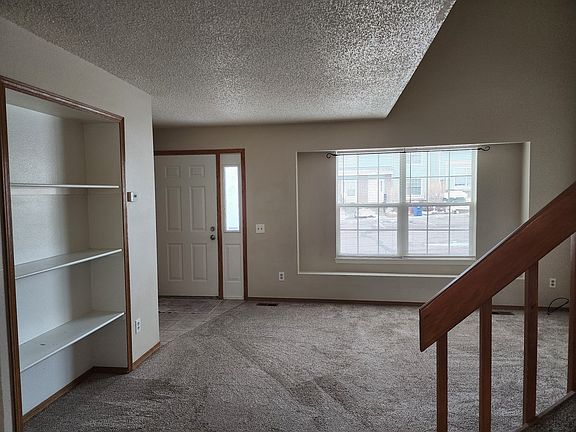 5th image of 3819 Smoke Tree Dr