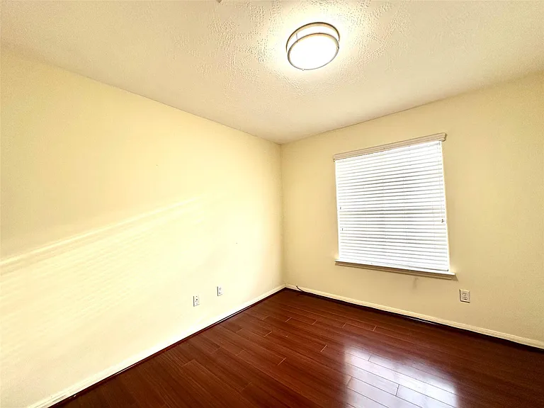 2710 Grants Lake Blvd #L7 — Photo 18