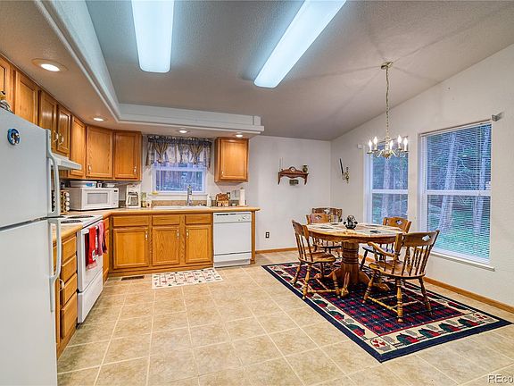 5th image of 10 Stuart Vista Court