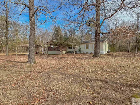 673 County Road 4104, New Boston, TX 75570