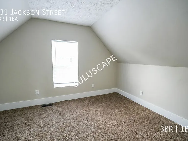231 Jackson St — Photo 12