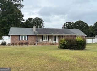 545 Southmoor Cir, Stockbridge, GA 30281
