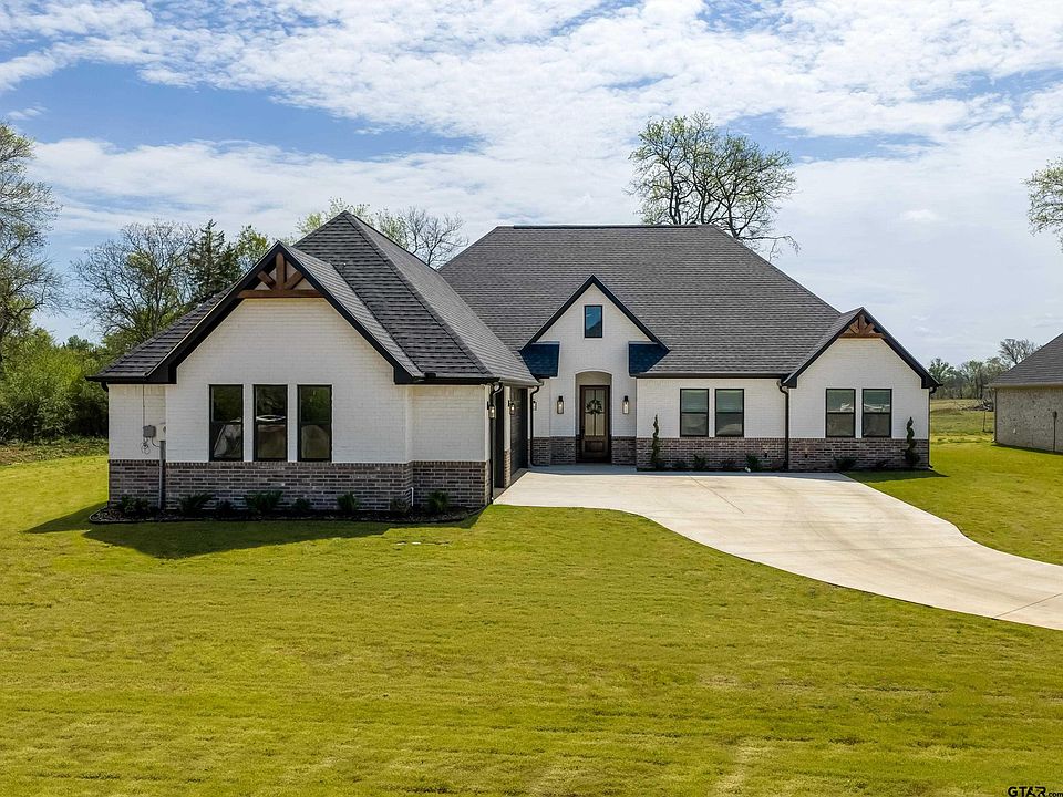 1st image of 336 Heritage Way