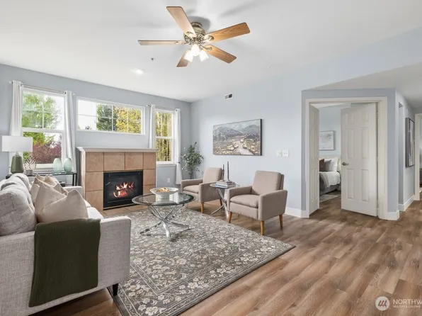 400 S 46th Place #B, Renton, WA 98055