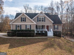 1137 S Jeff Davis Dr, Fayetteville, GA 30215