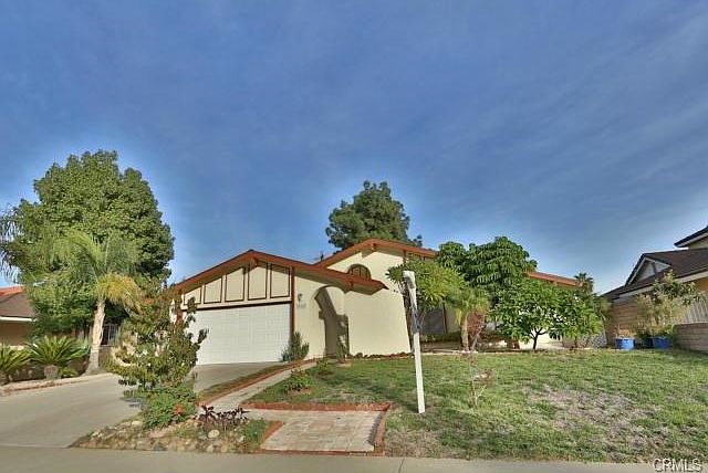 1st image of 216 N Palo Cedro Dr