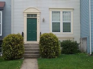 491 Lakes Ct, Westminster, MD 21158