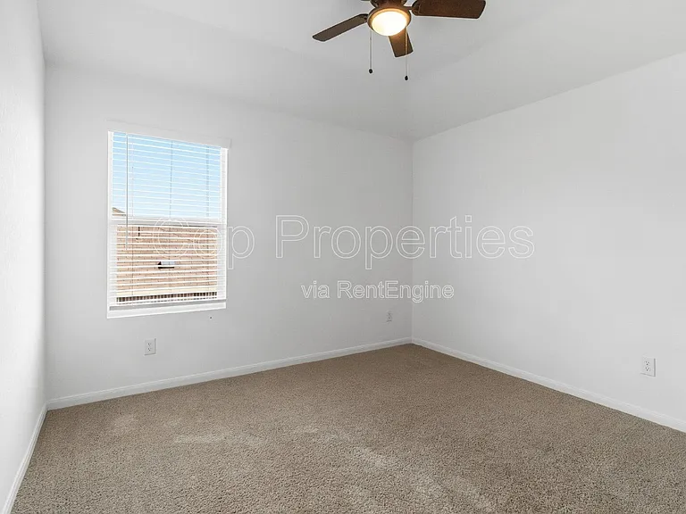 31821 Nimbus Dr — Photo 36
