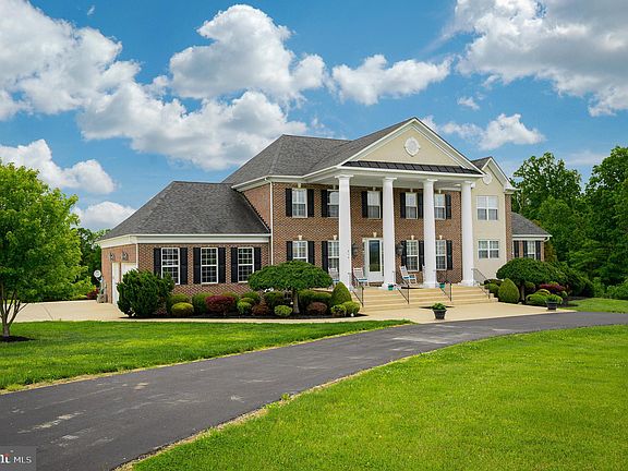 5th image of 214 Newell Dr