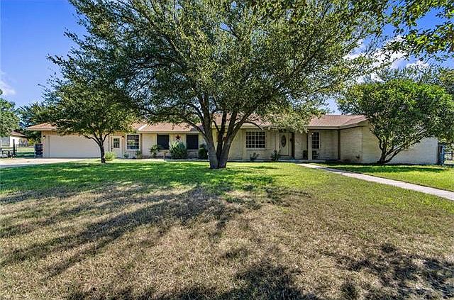 1st image of 1505 Brushy Bend Dr