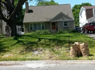 2088 Greenway Ave N, Columbus, OH 43219