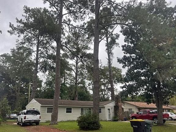2nd image of 8604 Lyn Ave