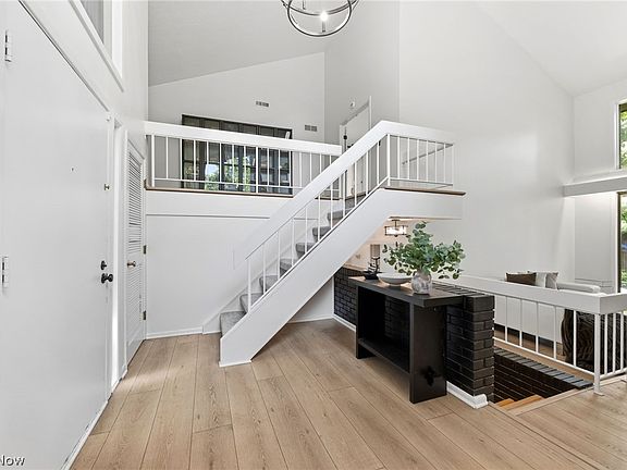 3rd image of 550 Russet Woods Ln #25