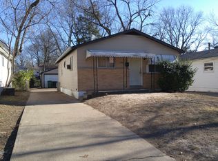 10444 Count Dr, Saint Louis, MO 63136