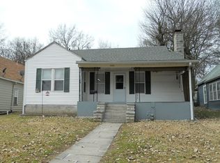 1033 S Fulton St, Carthage, MO 64836