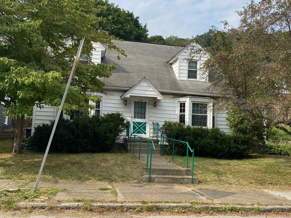 310 Main St