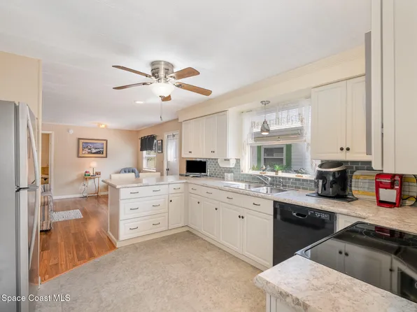 1797 Live Oak St NE, Palm Bay, FL 32905