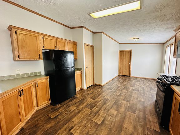 2nd image of 3262 Lancaster Ln #592