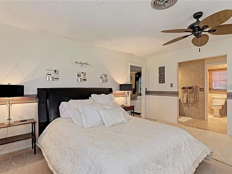 910 Caples St — Photo 18