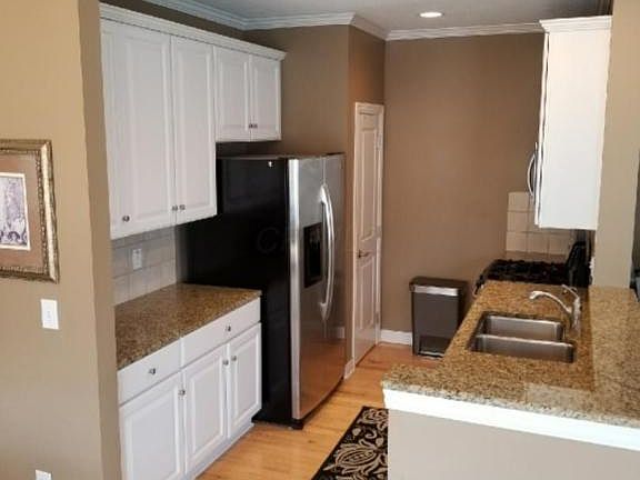 3rd image of 8254 Griswold Dr