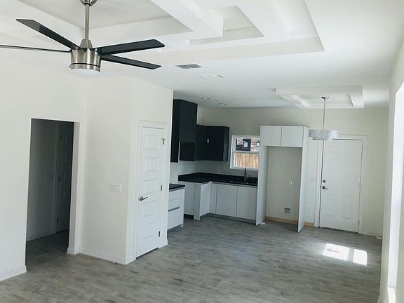 3rd image of 3703 Valeria St #2