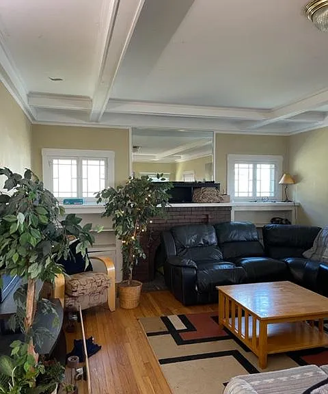 1819 11th Ave — Photo 6