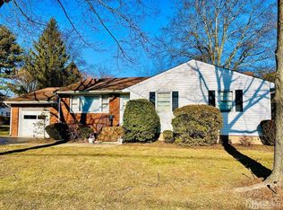 1385 Omaha Rd, North Brunswick, NJ 08902