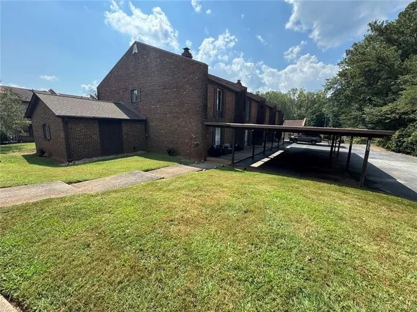 19A Little Mountain Vlg, Ellenwood, GA 30294
