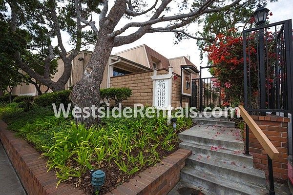 1st image of 4333 Alla Rd Unit 1