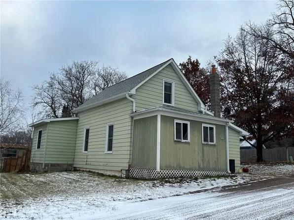 104 S Oak Street, Wheeler, WI 54772