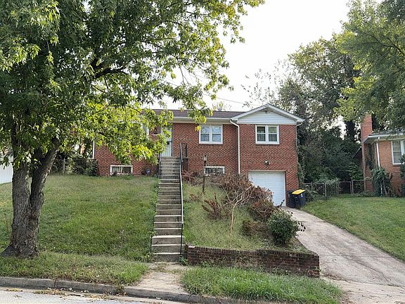3rd image of 4202 21st Ave