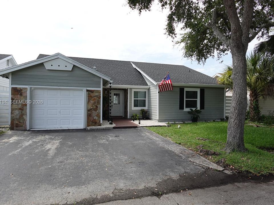 1st image of 14028 SW 149th Ln